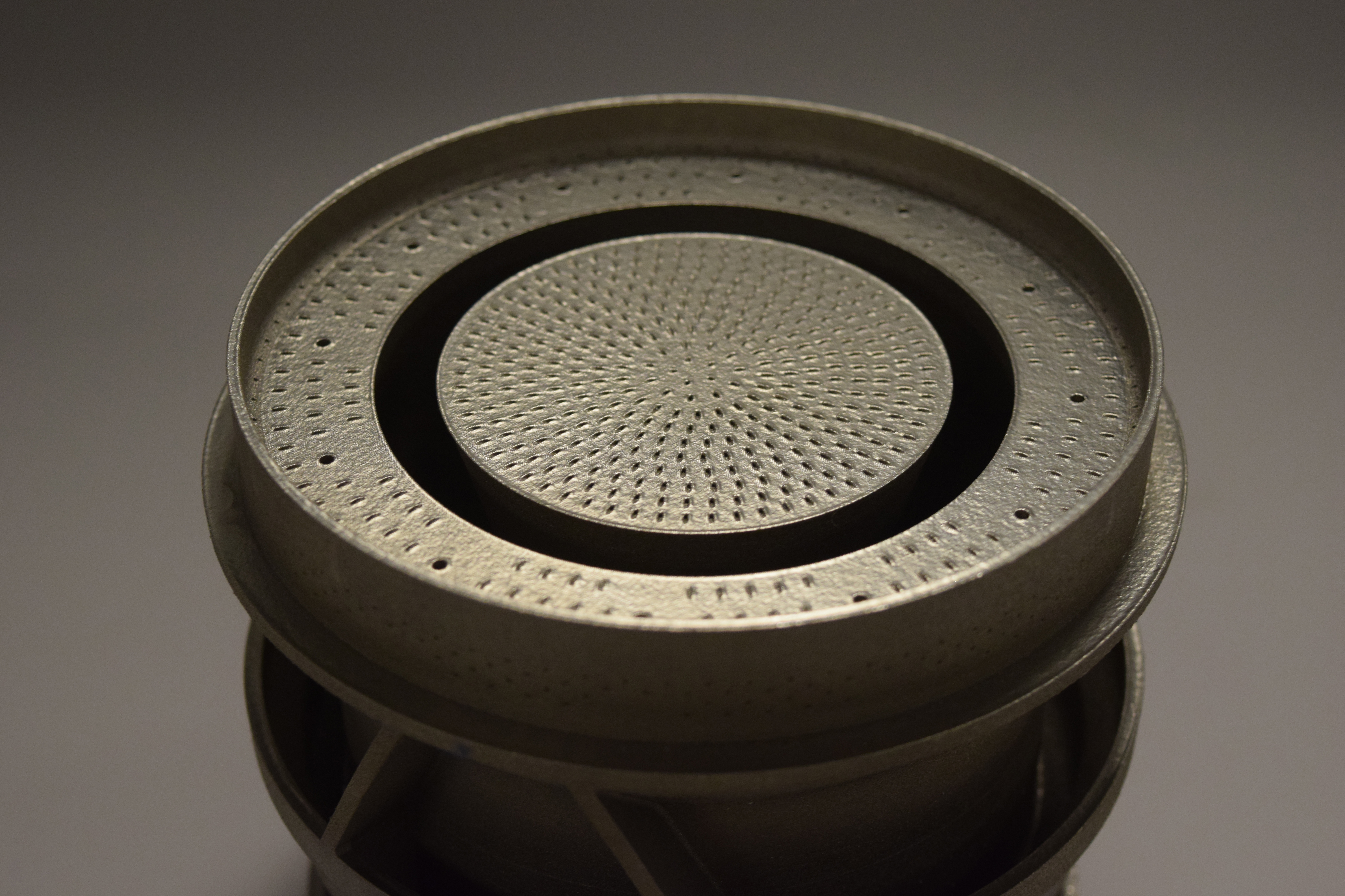 The 3D-printed dry low emission (DLE) pre-mixer for the SGT-A05 gas turbine.