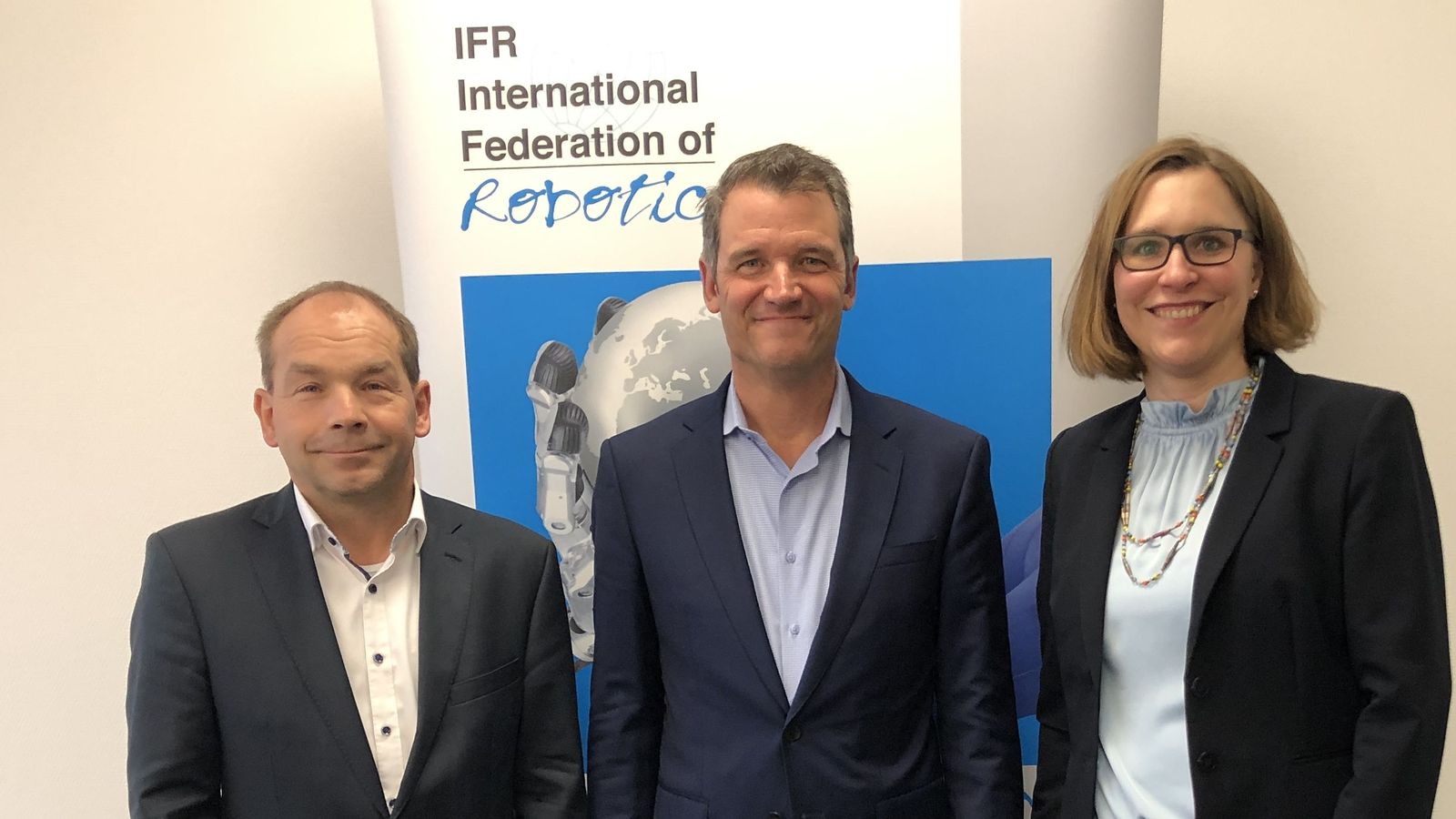 From left to right: Armin Schlenk, chairman of IFR Marcom Group, Milton Guerry, IFR president and Susanne Bieller, IFR general secretary.