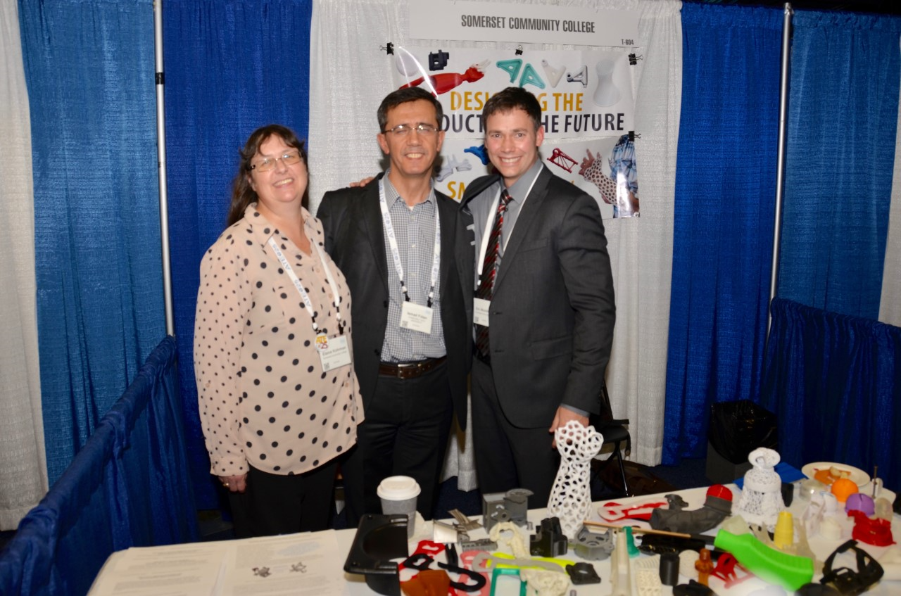 Somerset College’s mobile additive manufacturing platform team (from left to right): Elaine Kohrman, director of grants, SCC, Dr Ismail Fidan, engineering professor at Tennessee Technological University, and Eric Wooldridge, SCC professor and director of AMCOE.