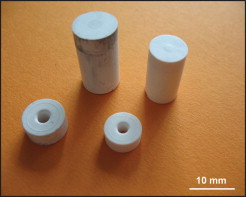 Figure 4. Feasibility studies of high-pressure two-component injection moulding made with the round robin testing tool in the green state (left) and in the sintered state (right) of one of the testing components.