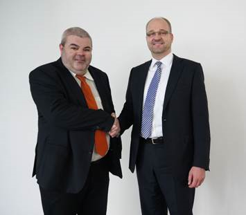Left to right: Dr Thomas Gruenberger, technical director (CTO) at plasmo Industrietechnik and Dr Tobias Abeln, technical director (CTO) at EOS.