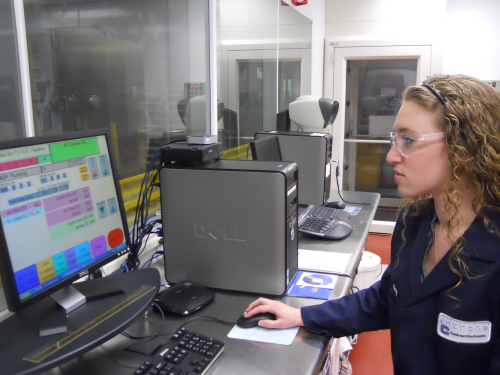 Enthone ASCL Engineer monitors A2LA accredited tests.