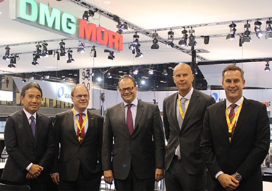 From left to right Dr. Masahiko Mori, CEO at DMG MORI; Klas Forsström, president of Sandvik Coromant; Christian Thönes, chairman of the executive board of DMG MORI; Björn Roodzant, VP marketing communication and Sean Holt, general manager sales area Americas.
