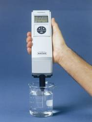 Figure 1. Handheld tensionmeter.