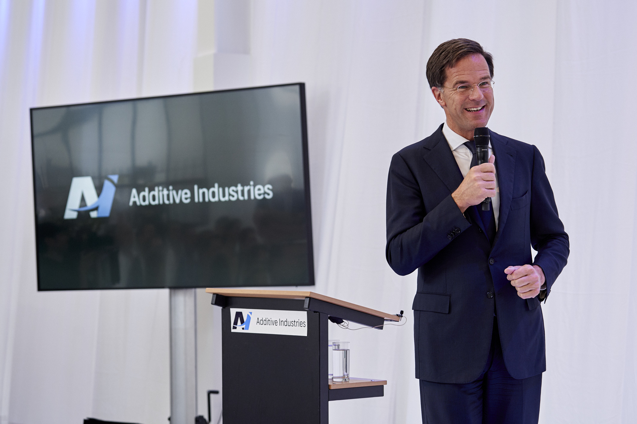 Mark Rutte has opened Additive Industries’ new facility in the Netherlands.