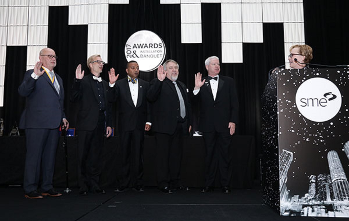 Pictured left to right: 2018 SME International Directors Ralph Resnick, Mark Michalski, Winston Erevelles, Dean Phillips and Jim Schlusemann are sworn in by 2017 SME President Sandra Bouckley. Not pictured: Susan Smyth.
